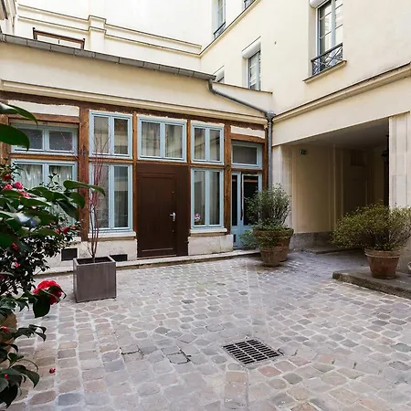 Appartement Parisian In Saint-germain-des-pres *